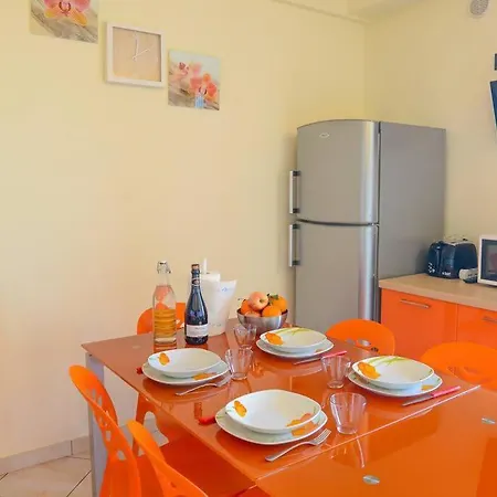 Le Mille E Notte - Vadoalmare Immobiliare * Vado Ligure