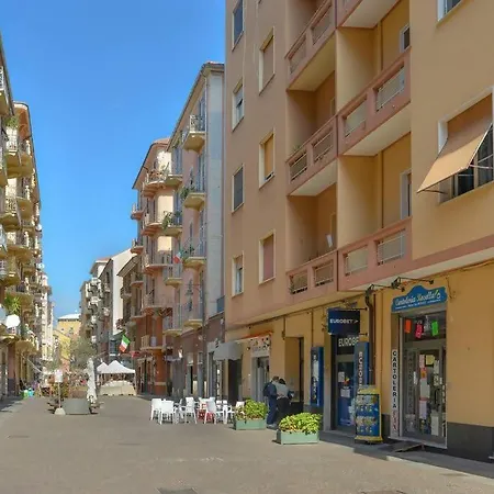 Le Mille E Notte - Vadoalmare Immobiliare Apartmán *